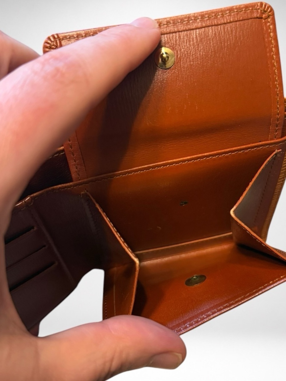 Louis Vuitton Authentic LV Epi Bifold Wallet Brown Leather Made in France - Picture 12 of 13